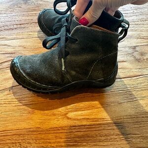 Umi Toddler Boys Army Green Suede Leather Lace Up Rubber Toe Boots Booties 8.5